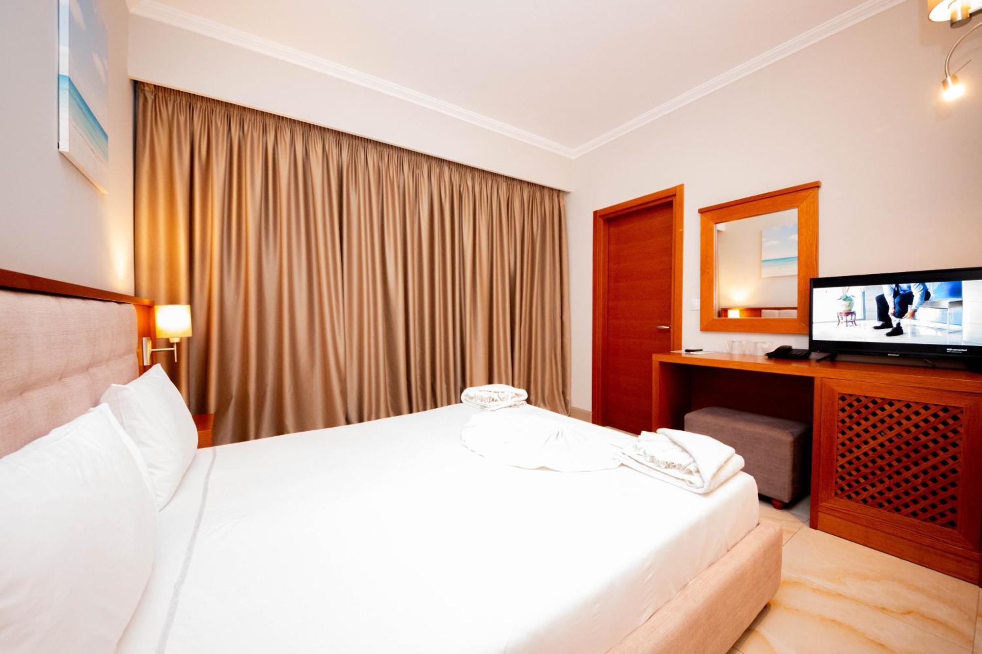 Hotel Sole Mare Ksamil Szoba fotó